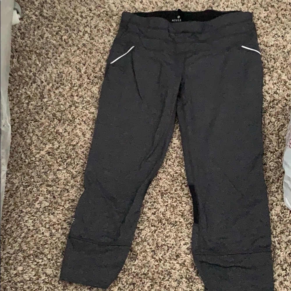 Athleta capris!